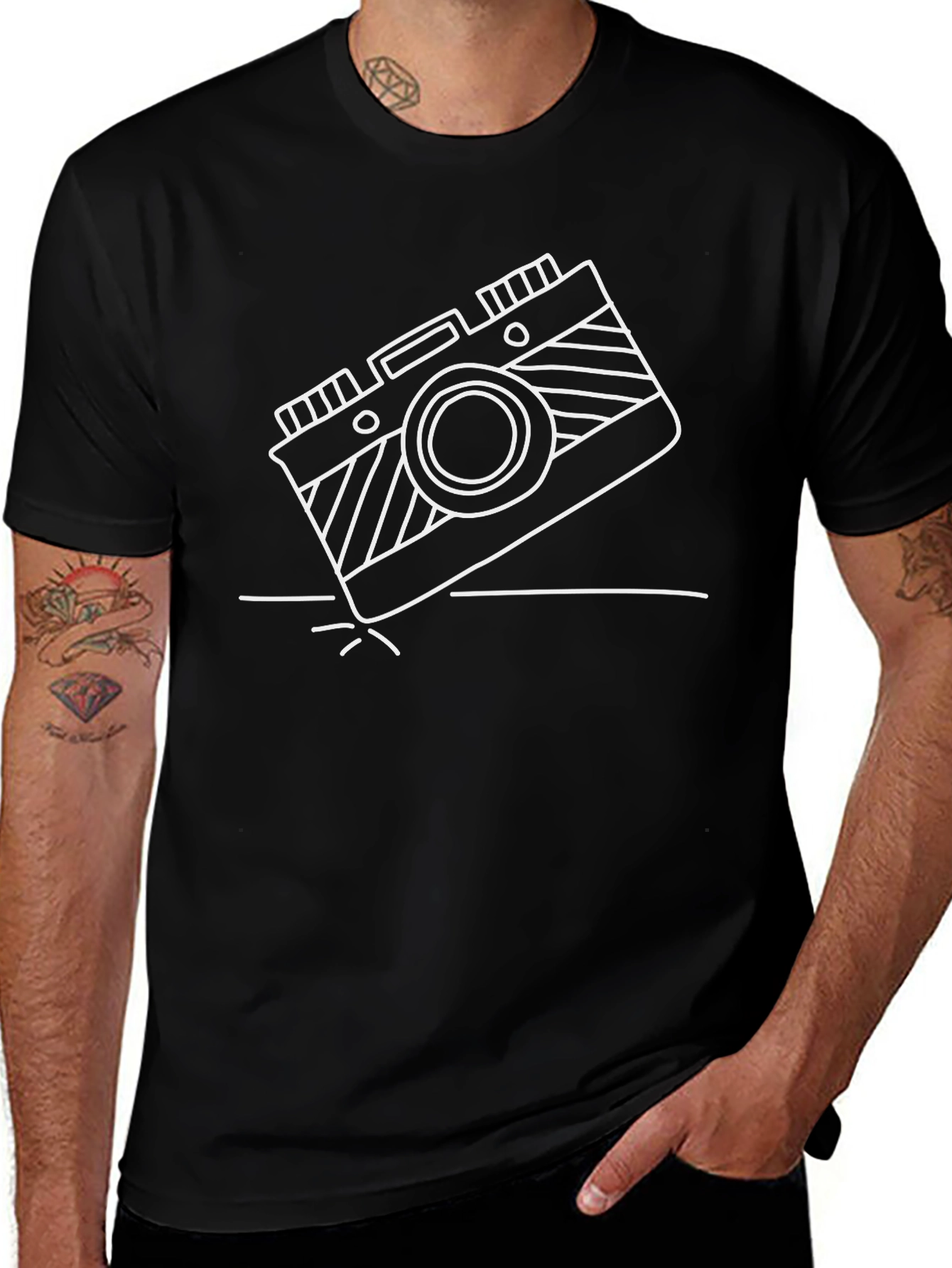Retro Camera Graphic Tee - Cool Black T-Shirt