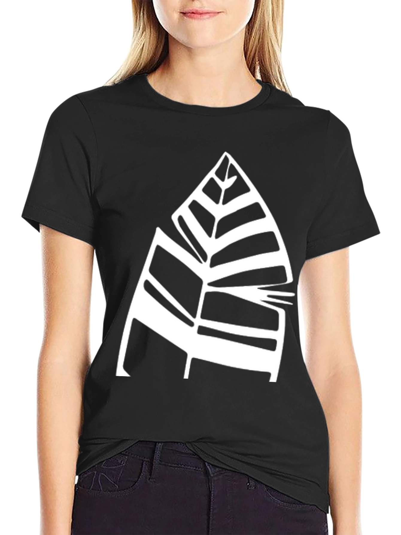 Modern Leaf Design Black T-Shirt
