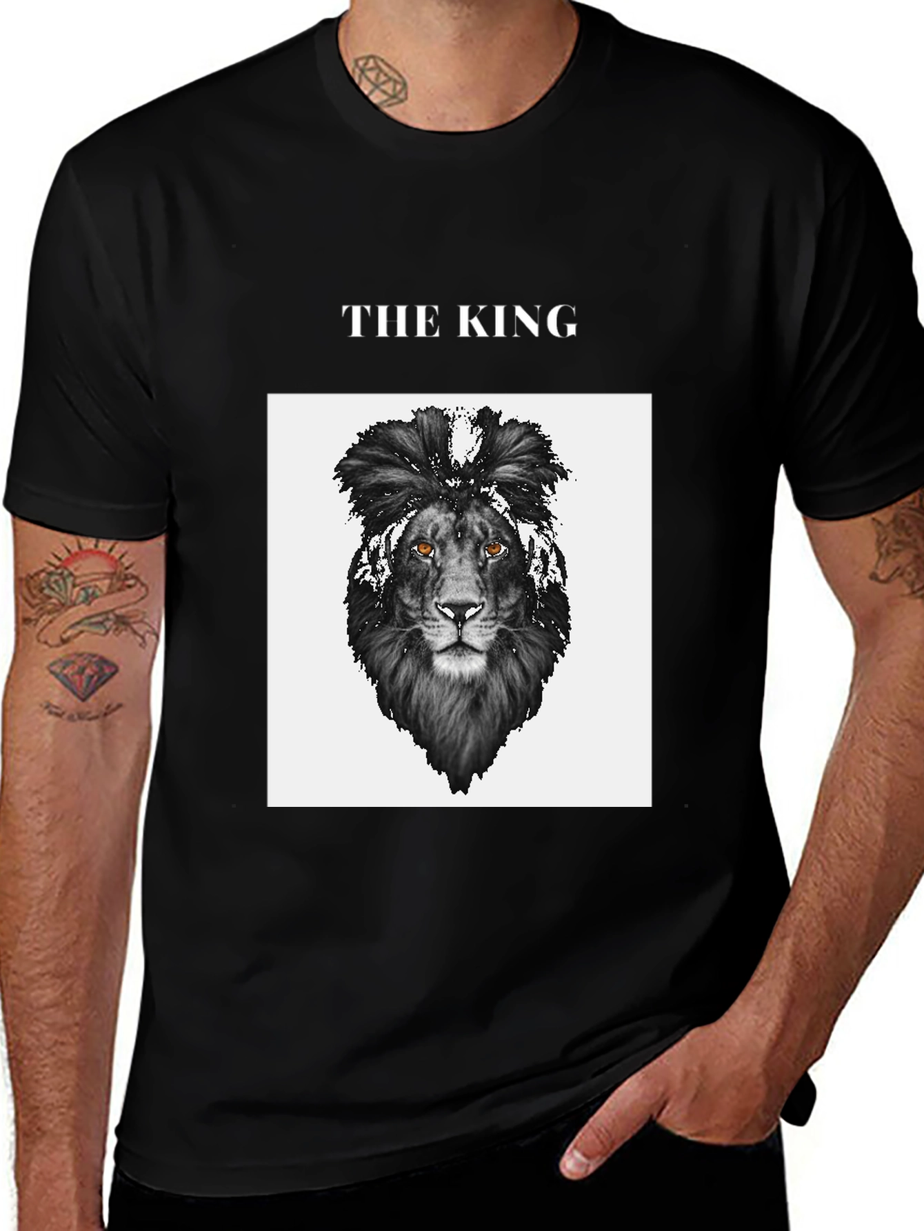 The King Lion Graphic Tee - Black