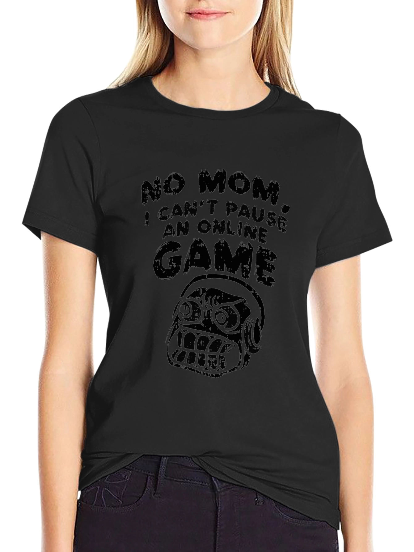 Gamer T-Shirt: No Mom I Cant Pause Online Game